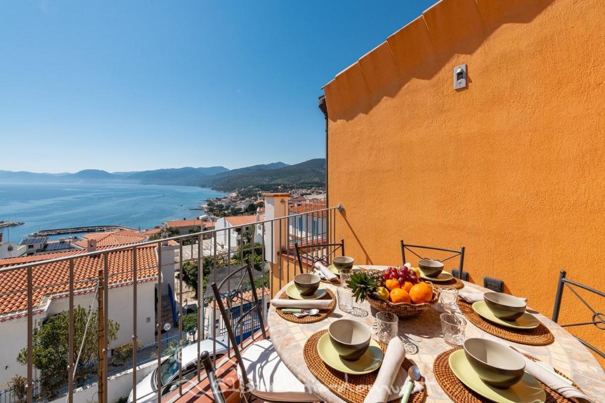 Casa Con Vista Mare Βίλα Cala Gonone Εξωτερικό φωτογραφία